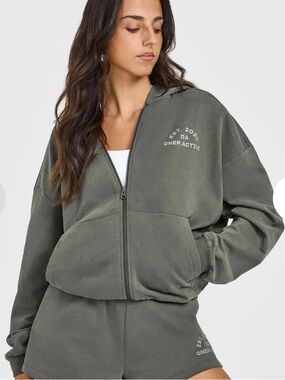 NWOT Oner Active Zip Up Hoodie Sz S Green/ Gray Cropped Oversized Sweatshirt*O12